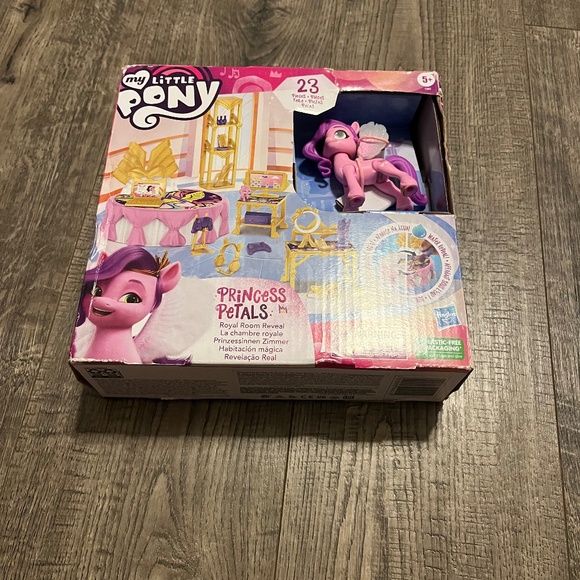 My Little Pony: A New Generation Royal Room Reveal Princess Pipp Petals NWT - Picture 1 of 5